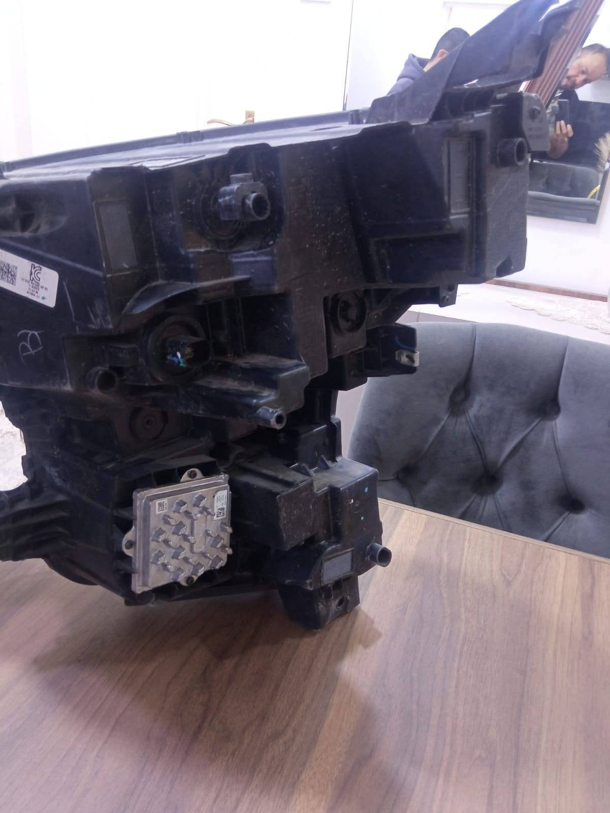 لايت تاهو موديل 23ايمن
سعر 250
***********
حله

