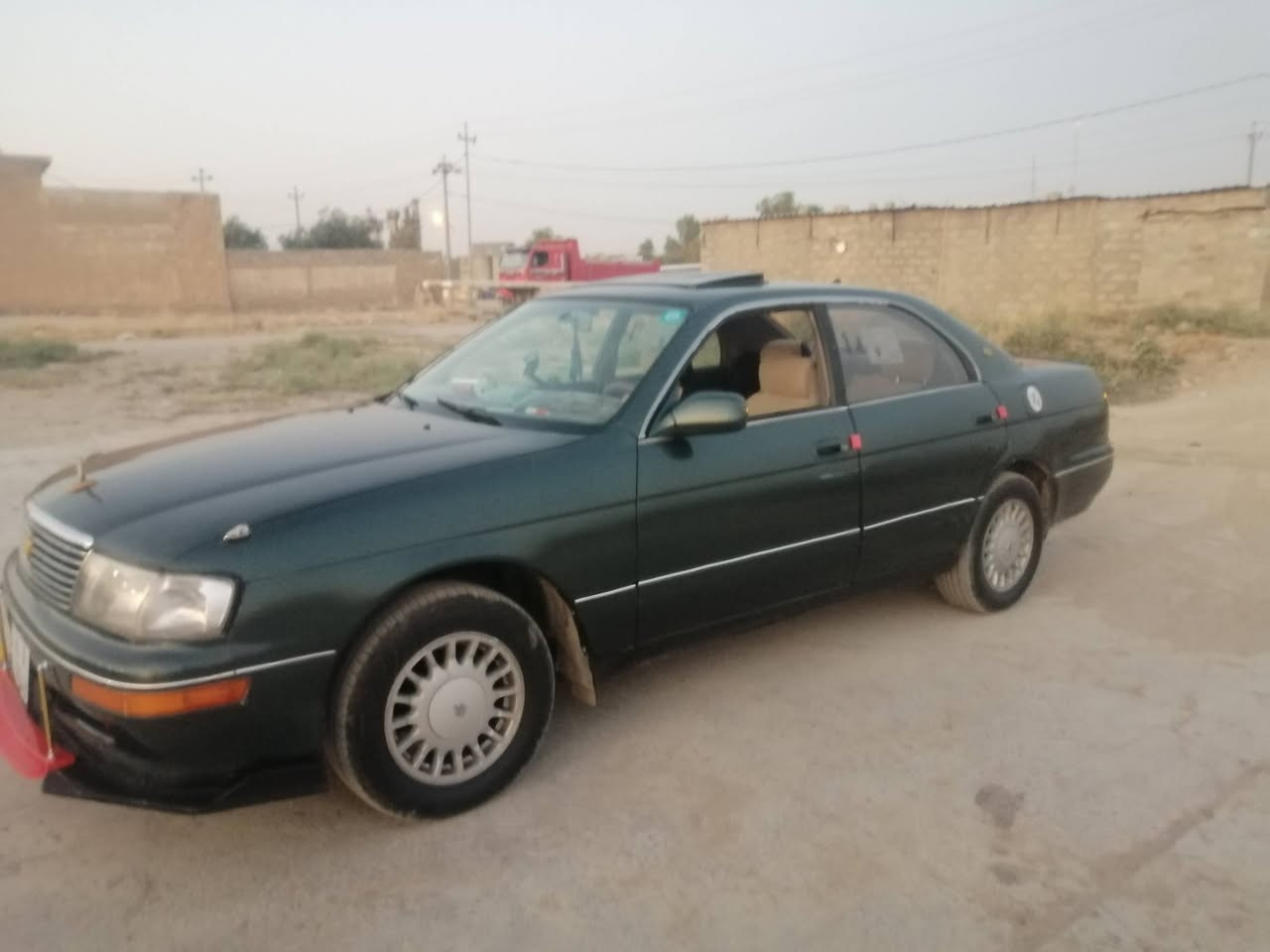 السلام عليكم يتوفر في معرض العريج بطه موديل 93 مشرحة تكم خلفيه السياره نضيفه كدام العين رقم صلاح الدين دولي شرط التحويل السعر 50 وبيها مجال العنوان جنوب الموصل حمام العليل قريه العريج مقابيل معمل سمنت حمام العليل الجديد للتواصل *********** /***********
