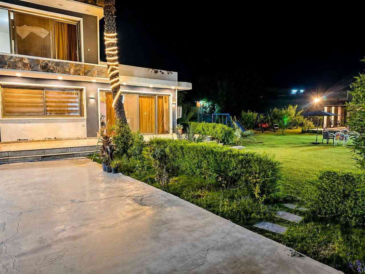 متوفر حجز في مزرعة دايموند الدورة البوعيثة ***********
‏🌴 مَـزرعه دايموند:💎
‏
‏⭕️ موثقه بتطبيق اجرلي
‏🏡 مواصفات المزرعة:
‏🛏️ غرفتين نوم كبيرة
‏🔊 متوفر سستم صوت 
‏🛋️ صالة واسعة 
‏🍽️ مطبخ متكامل
‏🚿 حمامات
‏🌳 حديقة كبيرة وجلسات خارجية
‏🏊 مسبح للكبار والأطفال
‏🎠 ألعاب ومساحات ترفيهية للكبار وللأطفال 
‏🔥 باربكيو كامل مع جميع المستلزمات
‏
‏📍عنوان المزرعه ، بغداد | البوعيثه
‏  أجواء نظيفة، خصوصية تامة، وأسعار مناسبة✨
‏📞 للحجز والاستفسار:
‏*********** تنورونا
‏
