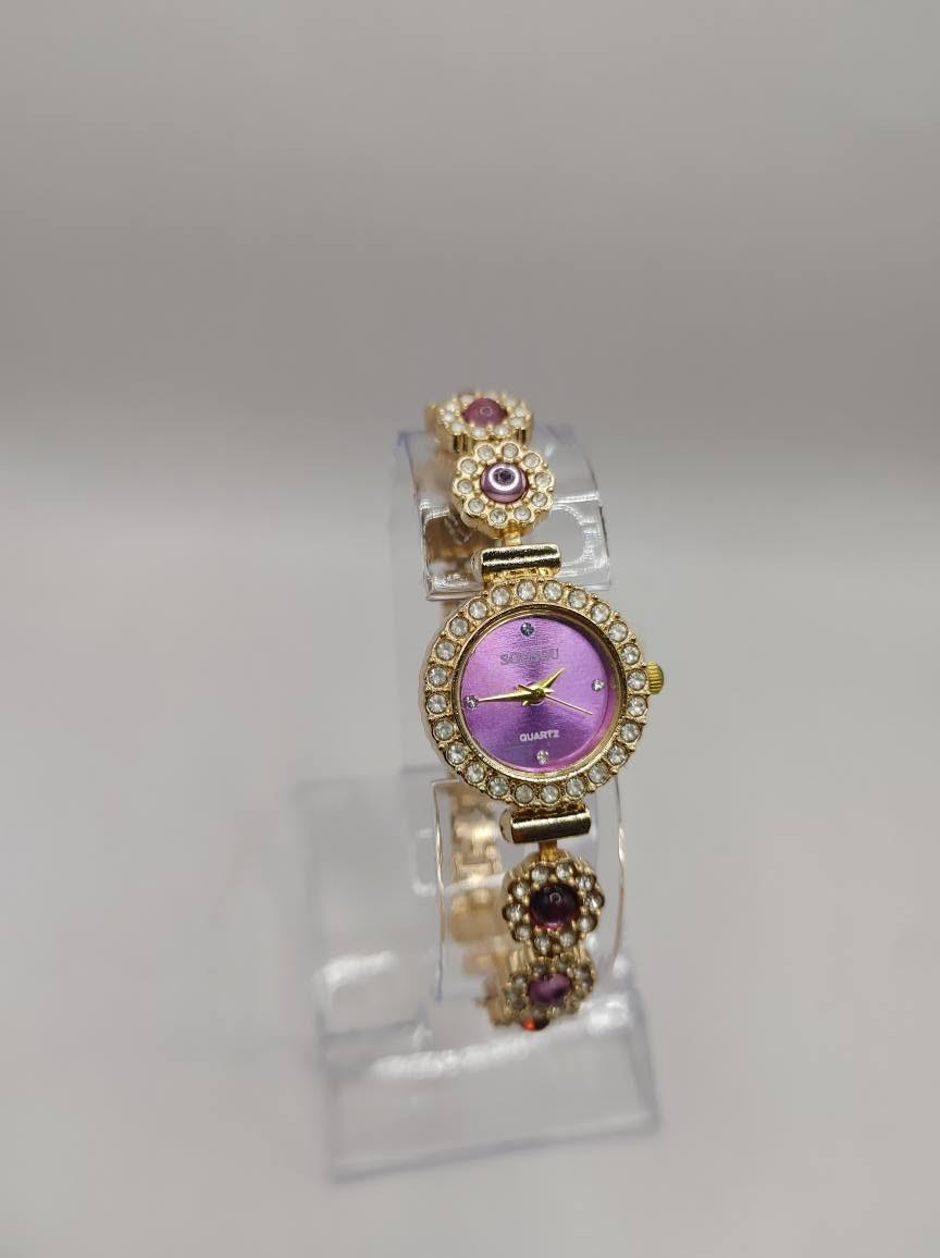 📸 نسخة فيسبوك/انستغرام:
⌚ تشكيلة ساعات نسائية أنيقة وصلت حديثاً! ⌚
مجموعة رائعة من الساعات العصرية بتصاميم مميزة:
💎 أشكال زهرية فخمة مرصعة بالكرستال
🌟 ألوان متنوعة: ذهبي، فضي، أحمر، أزرق، وردي، أخضر، بنفسجي وأكثر
✨ سوارات مطعمة بالأحجار الملونة
👑 تصاميم كلاسيكية وأخرى بحزام جلدي أنيق
💰 السعر: 5000 دينار لجميع الساعات
📩 للحجز المباشر: راسلونا على الصفحة أو واتساب
📱 ***********
🚚 التوصيل سريع وآمن لكافة المحافظات
📍 أو زوروا متجرنا وجربوه بأنفسكم:
أوركيد بيوتي - شارع الكماليات، مجمع النوري، داخل القيصرية (قرب بيت عدنان)
#ساعات_نسائية #أزياء #اكسسوارات #موضة #ساعات_انيقة #أوركيد_بيوتي #تسوق_العراق #هدايا #ستايل
