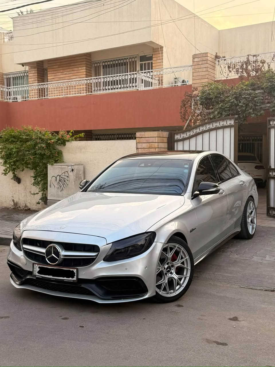 مرسيدس C300 • كت C63 • داخل ابيض