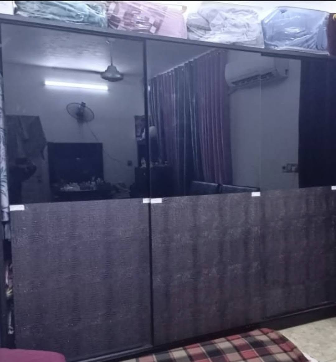 غرفه نوم للبيع استعمال نظيف جدا سعر 250/***********
