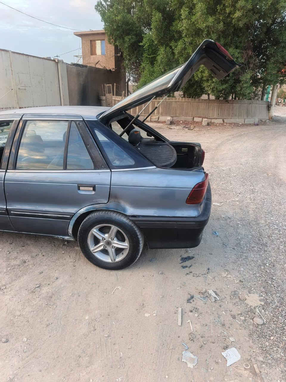 للبيع مسيوبيشي لانسر موديل 91 بغداد رقم انكليزي مكاني بغداد السعر 25$   مبايل *********** سياره محرك وكير حاويه جديد مكفولة من ضربه والتبديل والاخياس. سياره بلاديه وضع الشركه كل كمالياتها موجوده على الشركه  بدون تچطيل كهرباء بلادية حدادة فول تخم تاير تبريد شغال  دواخل شركه
