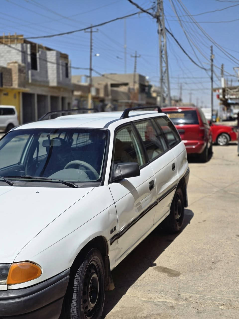 استره للبيع رقم الماني موديل ٩٣ المكان نينوى الاستفسار ***********

