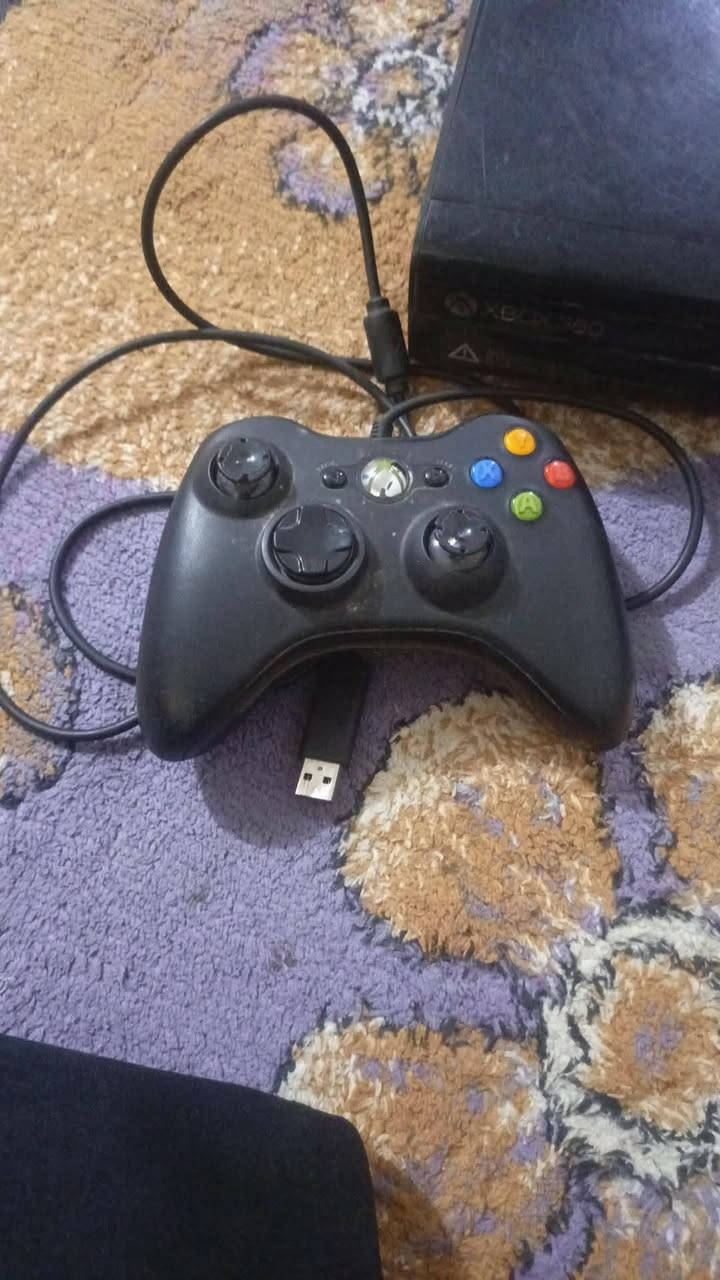 :عندي واحد جاهز هوه ولعاب كامل وياء البلي بس ال بلي مضروب كرت شاشه لي يحب يشتريهن يدلل *********** عنواني بغداد
