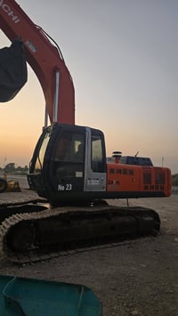 هيتاشي • حفاره ٣٥٠ • موديل ٢٠١١