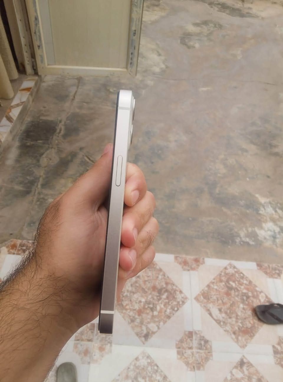 آيفون ١٣ • ٢٥٦ • واحد آذار