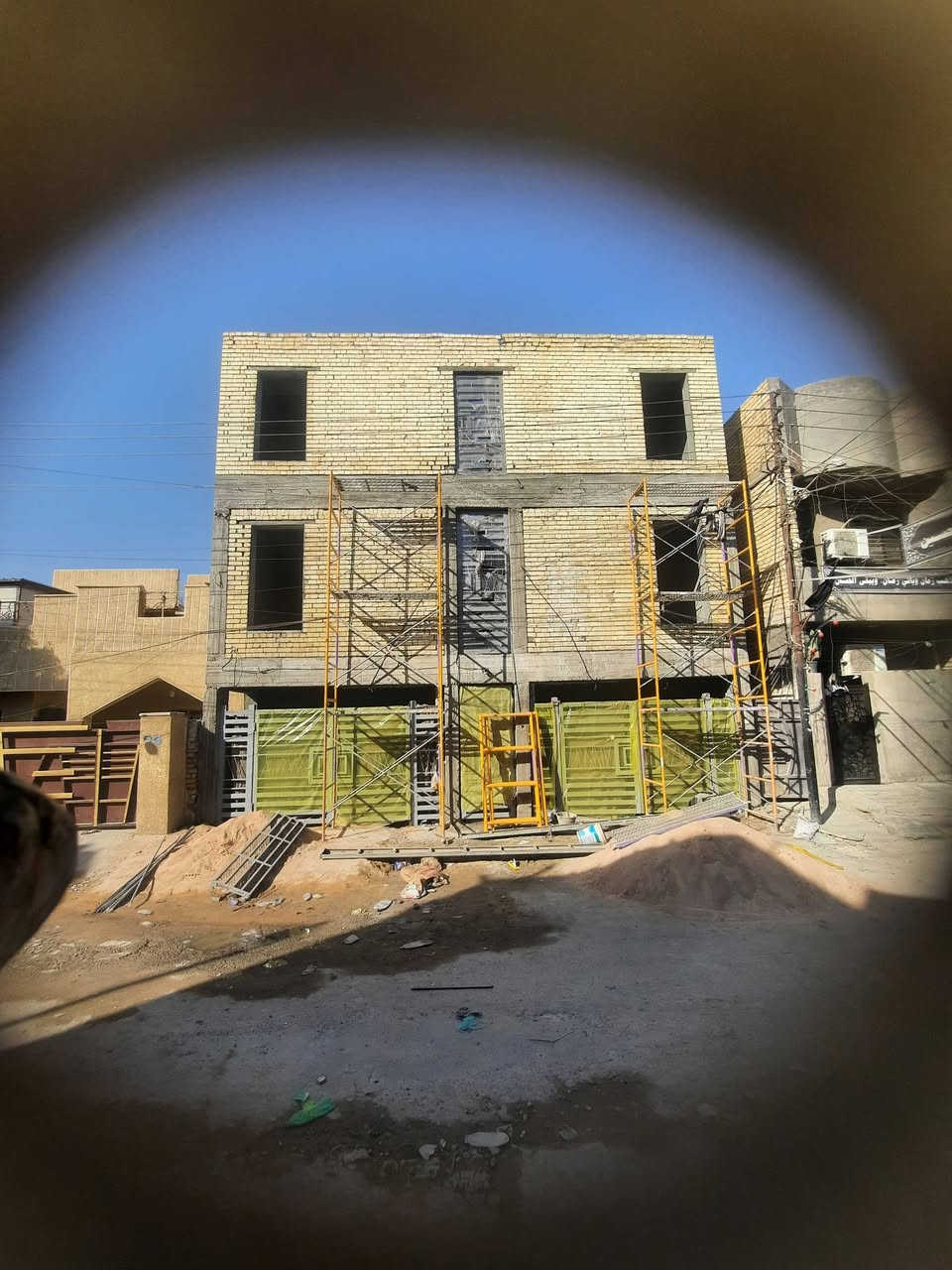 السلام عليكم ورحمة الله وبركاته خلفة مصري لباخ متفرغ شغل وجهات فوم وطلس وتشميع وخشن و ناعم وتصفير الرقم بي واتساب ***********
