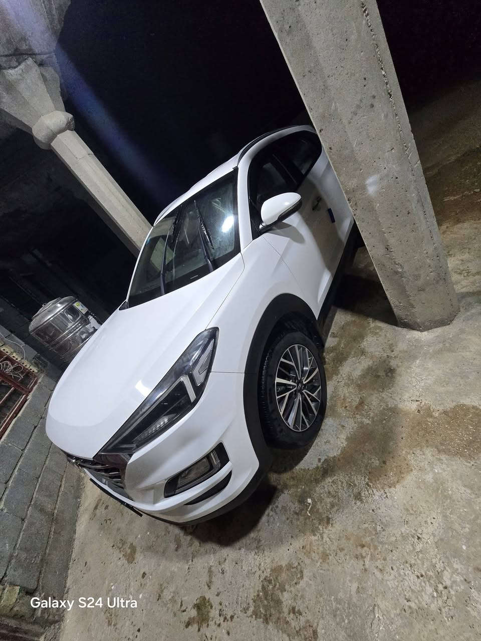 @سلام عليكم ورحمة الله وبركاتا توسان 2020مواصفات معروفه مكفوله من الحادث والصبغ.
والفتح والمكينه والكير وتخم تاير وحداده كله فول.
فقط بيها بارد كد الربع  اصبغ ولاحار. ولا صبغ نفسها بس عدلتها
 كربلاء الحسينيه
***********
