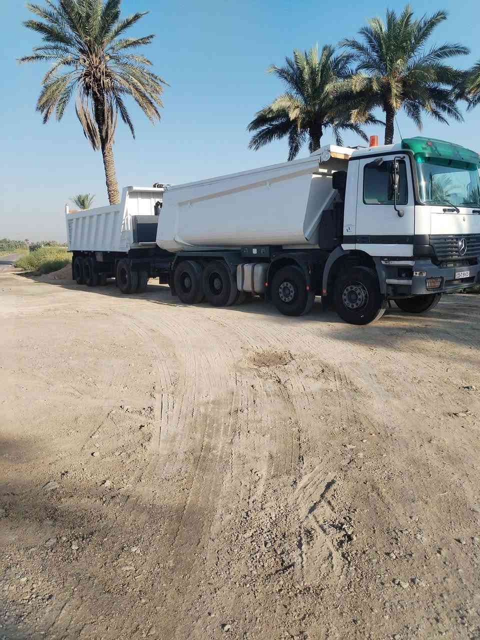 شاحنة • للبيع