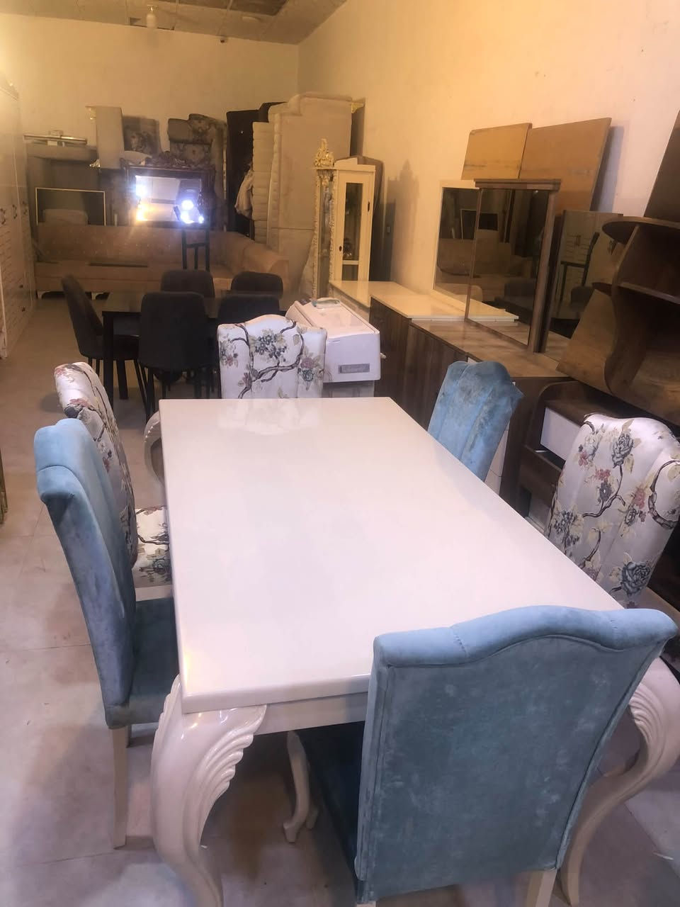 ميز طعام تركي 6كراسي رئاسي  99٪؜نضافته
مكاني اربيل فرمانبران 
تواصل واتساب او مسنجر فقط مارد كومنت 7774475969
