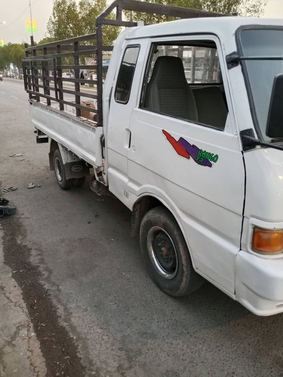 السلام عليكم كيا 96بيضه رقم بابل سنويه ستوه صقطت ماصار شهر كير محرك حداديه تخم تاير كهربائيات دوشمه مصبوغ عام تحويل مباشر السعر 53وبيه مجال شاصي مكفول رقم شاصي شعار مثبت بسنويه ملاحضه المحجر مو اله رقم ***********/*********** مكاني بابل الشوملي
