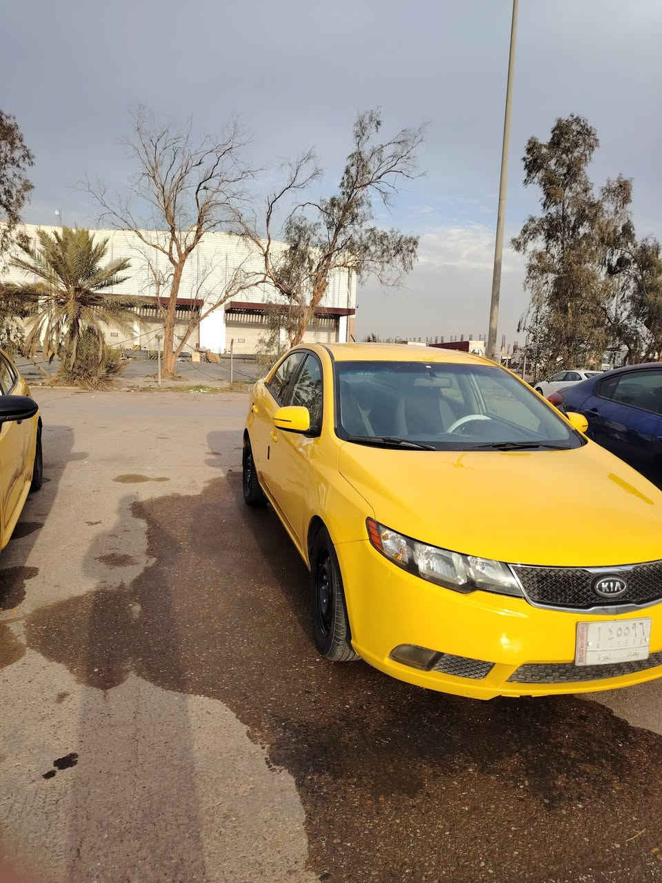 سلام عليكم فورتي أمريكي محرك 2000 دوش موديل 12سياره جهازه صبغه جديده السعر 85 وبيه مجال ***********

