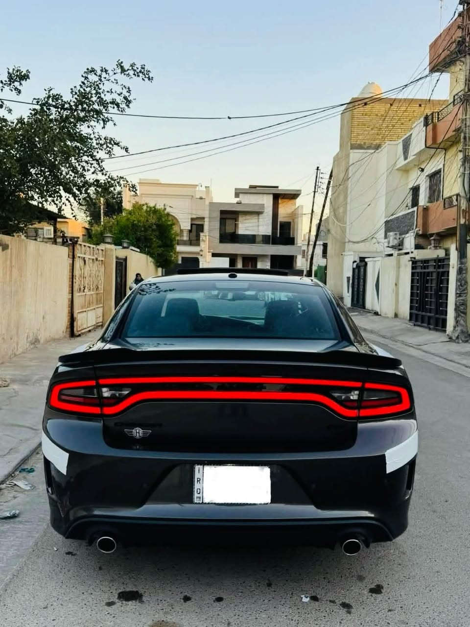 جارجر جي تي بلص
فول 1 /1 رادار جانبي 
‏CHARGER GT Plus 
اخر اصدار لاست كول 
الموديل :2023 . (خليجي)  النداء الاخير. وكاله هارلم 
العداد :16 الف ميل  سياره بعده بحالت زيرو  
الضمان : 3 سنوات او 60 الف كيلو متر . 
المحرك : V6.  3.6L
مكفوله من الصبغ و التبديل ماعدا  بارد باب ورى سايق وبي دي ار  باب ورى العبري  
مرقم بغداد الجديد كامل تحويل ثاني يوم 
المواصفات : رادار جانبي…….
* جناح خلفي اسود. 
* ويل قياس 20 انچ اسود . 
* مقود القيادة رياضي . 
* مقاعد رياضية من الشاموا الأسود.
* نقطة عمياء . 
رادار جانبي.
* مصابيح أمامية زنون . 
* كشافات الضباب زنون . 
* المصابيح الأمامية مع LED . 
* حساسات خلفية. 
* شاشه كبيرة مع نظام ملاحة نفكيشن GPS . 
* سستم صوت الپاين .
* فتحة سقف (سلايد) . 
* المقاعد الأمامية كهربائية . 
* ذاكرة لحفظ وضعيات الجلوس (ميموري) . 
* مقاعد أمامية تبريد وتدفئة . 
* تشغيل عن بعد . 
* المقود كهربائي . 
* تدفئة مقود القيادة . 
* محدد سرعة . 
* تلفون بلوتوث . 
* كاميرا خلفية .
* مرايا متحسسة للاضاءة العالية .
* كير شفتر بالستيرن . 
* دخول ذكي (بصمة) .
مكاني بغداد
*********** هاتف
