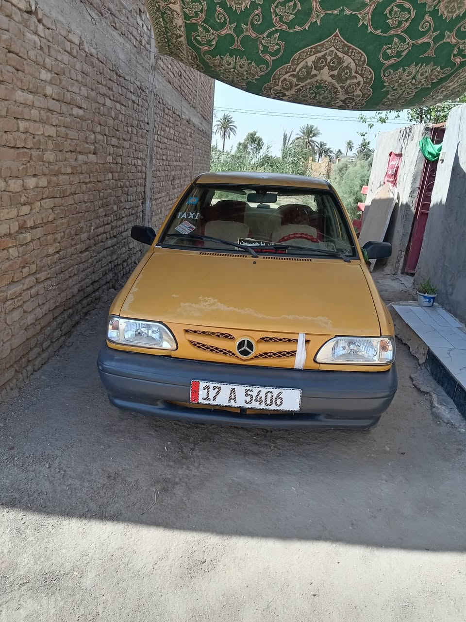 سايبه موديل ١٥ مكينه شرط الكير بيه الرابع يفلت
التبريد شرط الكهربائيات شغاله

رقم مثنى بأسمي السياره

***********

وبيه واتساب السعر ٣٠ وبيها مجال
