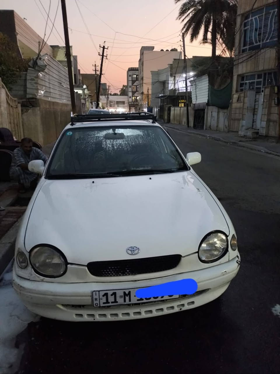 كورلا للبيع موديل ١٩٩٩ بلادي ام عيون  بزون تبريد شغال السعر ٤٥ مكان السيارة الكاظمية الهاتف ***********
