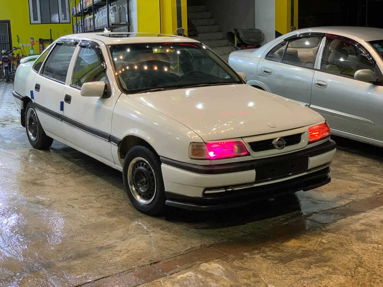 السلام عليكم
اوبل فكترا 🚗
موديل 1990
رقم صلاح الدين 
سنويه ساقطه هزه 2025✅
شرط التحويل والوكاله✋
محرك 16
صبغ عام جمالية 
سياره دواير ودوسات مصلحه 

صدر جديد ✔️بطاين صاج ✔️منضومه زينون

السياره مال جناي ماتصرف عليها 

مكان السياره صلاح الدين سامراء

السعر 31 وبيها مجال 

الرقم ***********
