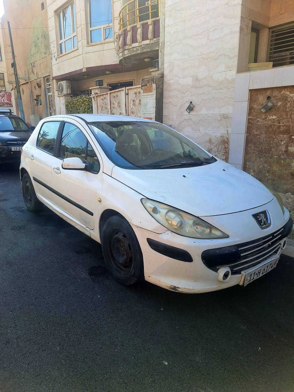 السلام عليكم  بيجو 307 نظيفه  2006 للبيع أو مراوس 
السياره مكفوله من الصبغ والحادث 
محرك 1600 وكير  مكفولات 
تبريد ثلج  ثلج 
حداديه صدر نظيفه جدا 
رقم بغداد الإنكليزي الجديد سنويه مجدده لل 2028
تحويل مباشر 
السعر 47
***********
***********
