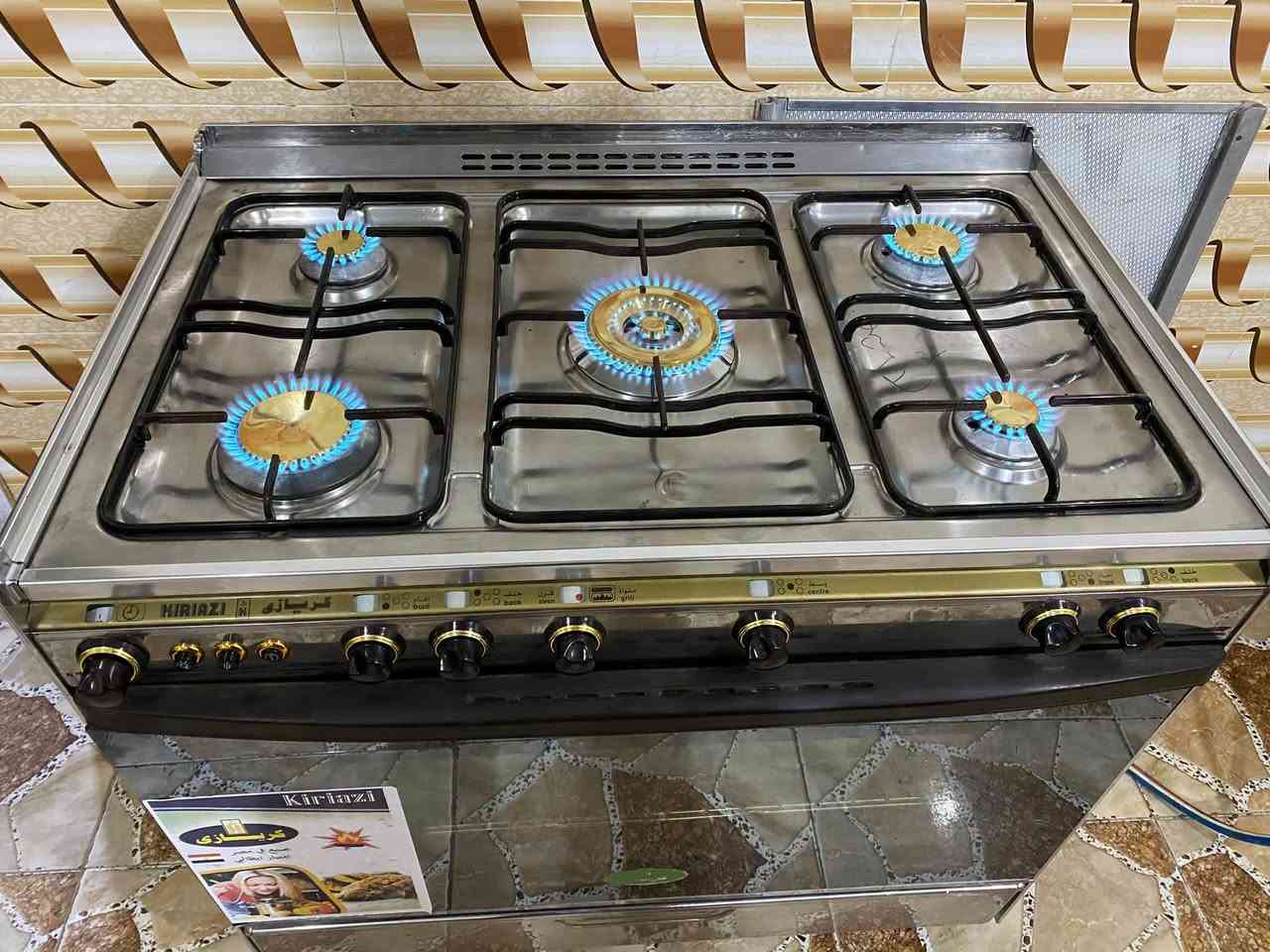 اثاث • اسعار مناسبة