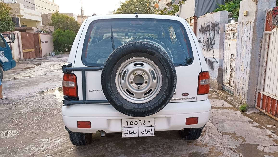 كيا اسپورتاج موديل 2000 تەک اکسڵ
شەرتی تحویل وغرامە 
مەکینە وگیر ئۆتۆماتیک بەشەرت 
رقم سلیمانی اصلى 
چوار تایەیی لۆگ 
شوین کەلار 
ژمارەی مۆبایل/ *********** كالار, السليمانية
