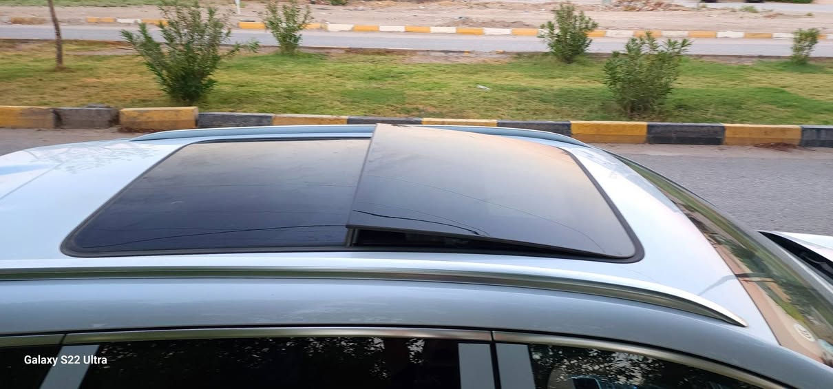 السلام عليكم ورحمة الله. وبركاته BYD SONG L 2025
فول مواصفاة لكن مو فلاكشب 
السيارة بعدها جديدة بحالة الوكالة 
ماشية 10900 
مواصفتها معروفة 
مسويلها برمجة انجكتر وكالة 
بانوراما 
5كاميرات محيطية 360 درجة  +3D +شفاف 
اوتو هلود 
رادارات 
حساسات
داش كام بلادي 
جنطة كهرباء
 جميع وضعيات القيادة + تحكم كامل من الشاشة 
مري شفت + اشارة + ترحيب 
ماساحات اوتو حساس
هي فول 
بيها شخط بالباب مقدار اصبع واصلا ممبينة بس حبيت اذكرها 
شخطها ابني بالبايسكل موضح بالصور الباقي كفالة 
رقم بغداد بأسمي 
مكاني بابل الحلة المركز 
السعر المطلوب 30 مليون دينار عراقي وبيها مجال للطيبين 
***********

