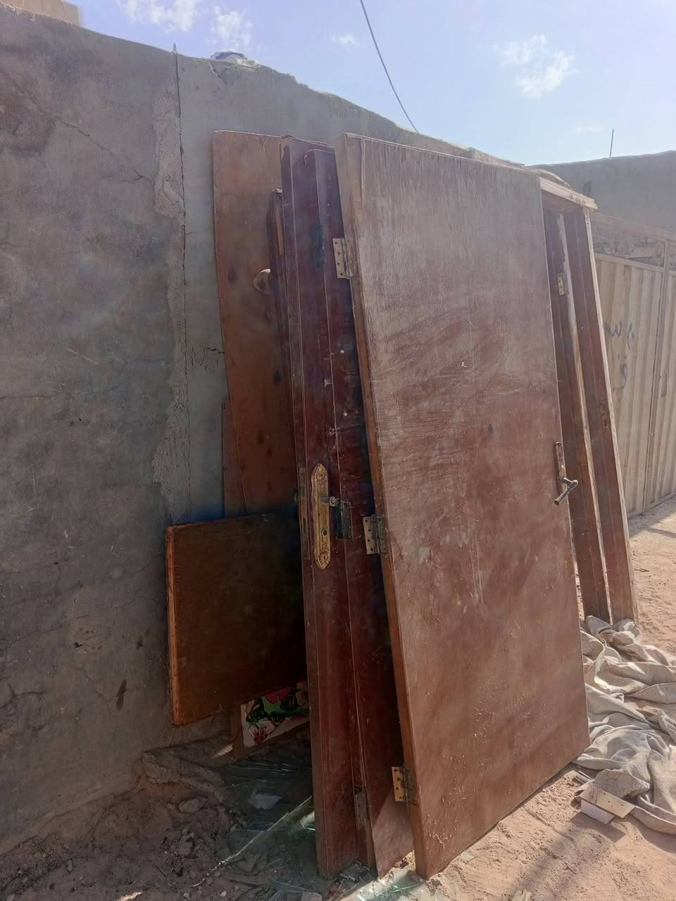 للبيع • ديكور • للتواصل