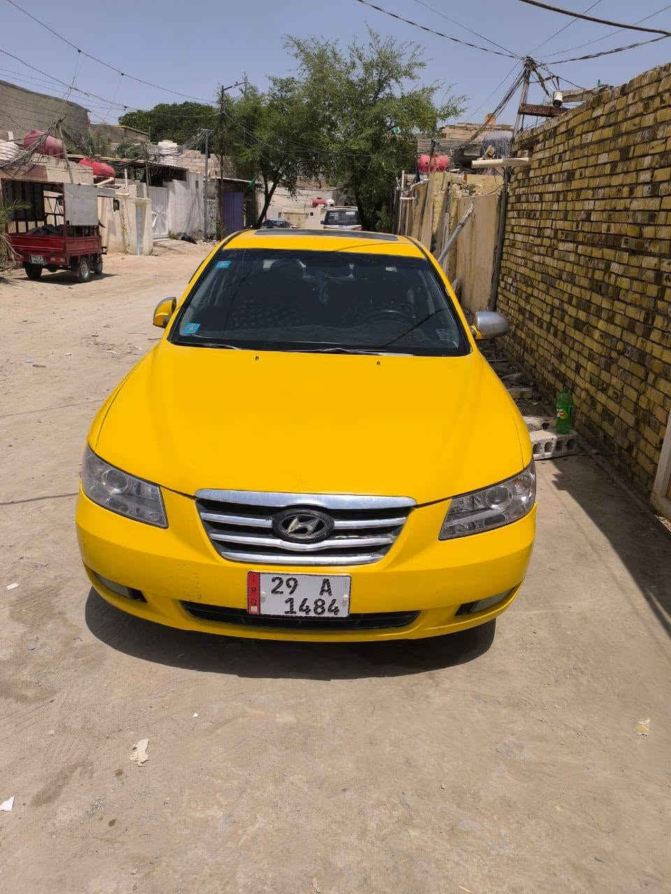 سلام عليكم مراوس فقط
سوناتا 2007 سيارة وارد امريكي 3300 

سيارة فول 

فتحة 

كشنات كهرباء 

سنتر 

كامرة خلفية 

حدادية 

كير مكينة 

كله فول 

سيارة بسمي مكاني نجف 

رقم ***********

***********
