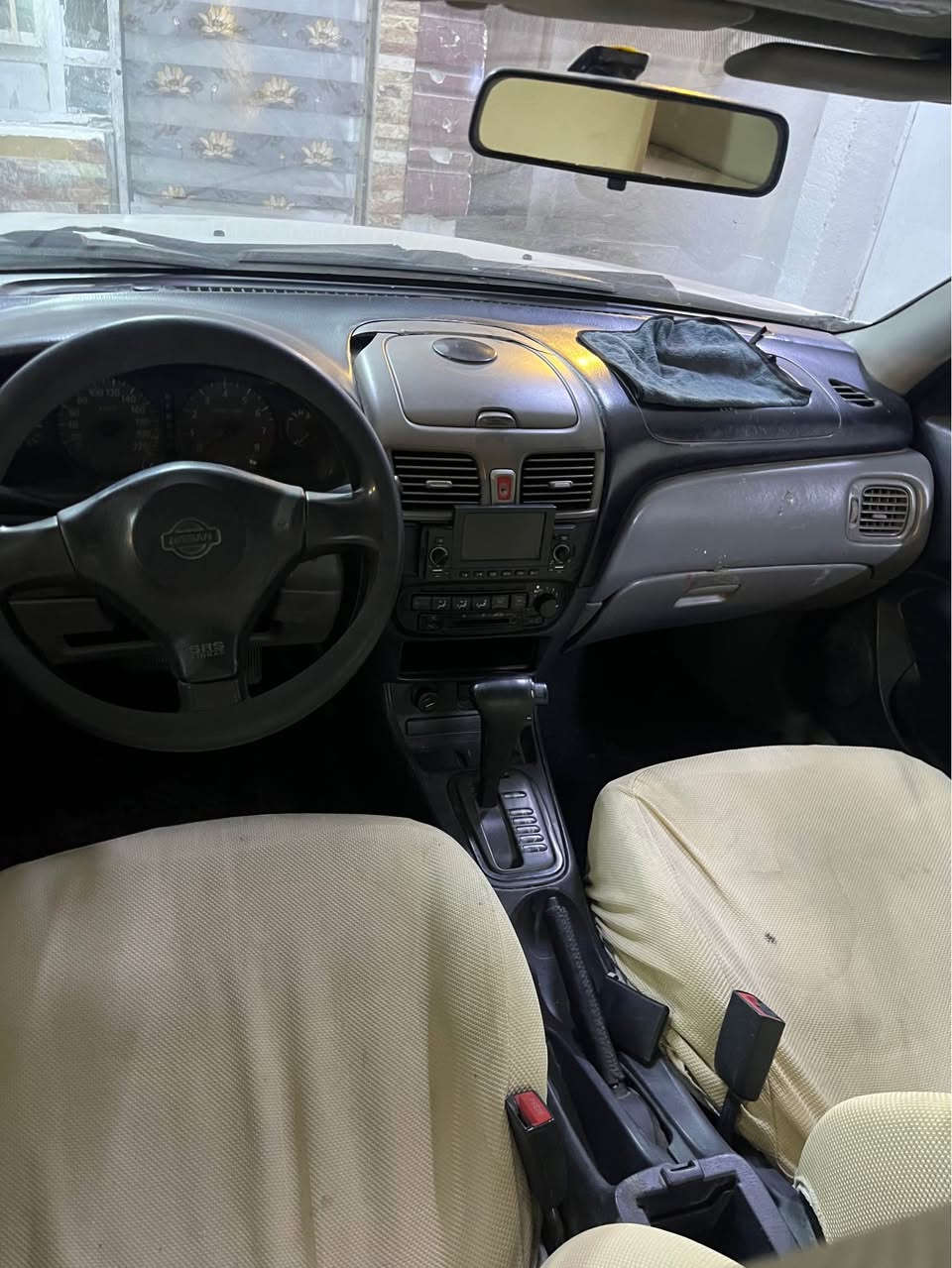 نيسان سني موديل ٢٠٠٠
محرك١٨٠٠مرغوب قبق اسود كير مكينه تبريد تخم تاير  كله جديد رقم بصره دولي تحويل ثاني  مصبوغه عام بسبب جراد مكفوله من ضربه قويه سعره ٥٨وبيه مجال 
***********
واتساب فقط البصرة, العراق
