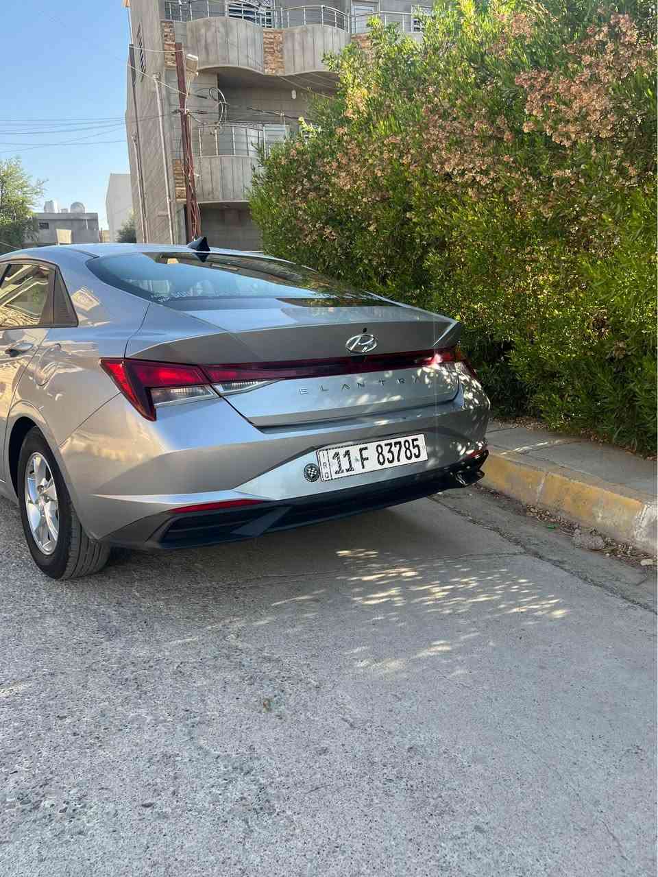 السلام عليكم 
هونداي النترا امريكي
موديل 2023
محرك 2.0 دوش بانزين
تبديل قطعتين وصبغ قطعتين بيهه تصليح بالتكمة اليمين
مواصفاتهه معروفة 
*********** بغداد, العراق

