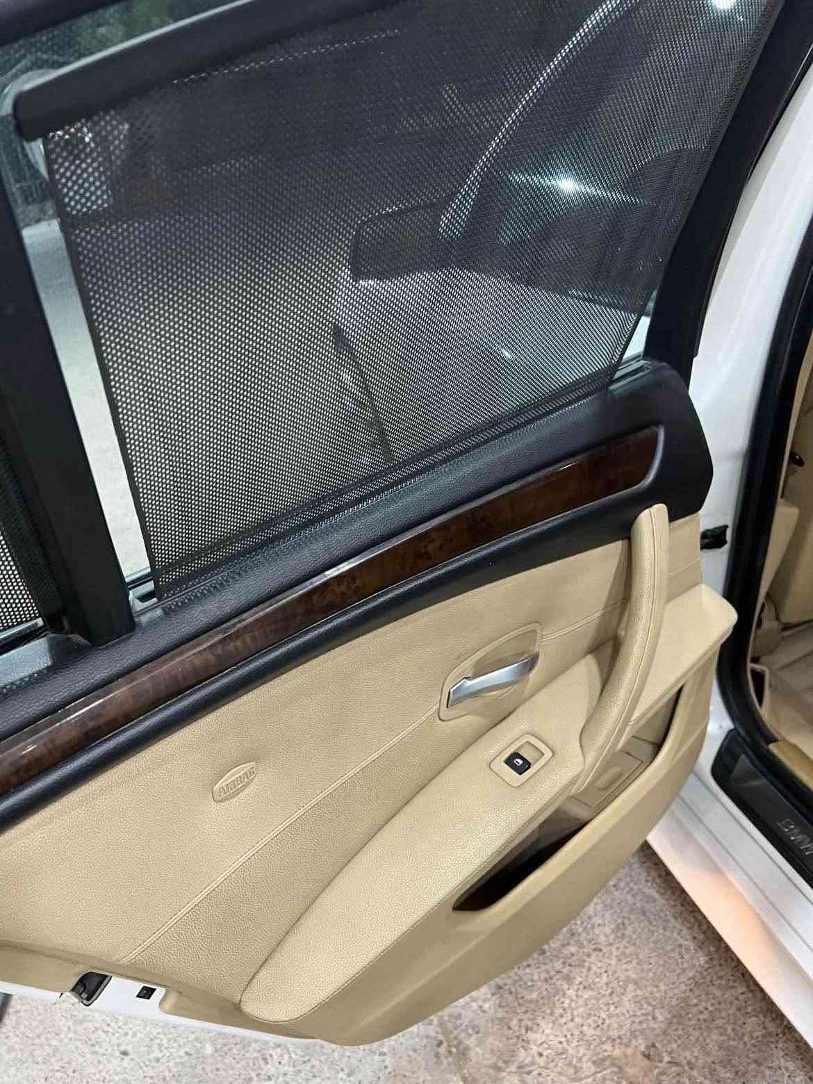 ئم E60 مۆدیل 2008 سەیارەکە قەپات مواسەفاتە دەبل گیرە  گیر کوبرایە و شەفتیشە دەستکاری کاملی سوکان و گیجی کرایە سوکانی M شاشەی ئەلکترۆنی سلایدە قەپات موسەفاتە گیر و مەکینە و دار و بەردی بە شەرت هەزەشی تازەیە  لیدانی نیە و حیزام لۆ جوانی و بی لیدان و 525نۆزل کورت سەعری ١٢٨ مەجەل رەقەم تەلەفۆن ***********
Hawler أربيل, العراق
