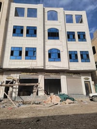 عماره مساحتها ثلاث لبن وشويه حرر معمد على شارع 14 العماره مكونه من ثلا...