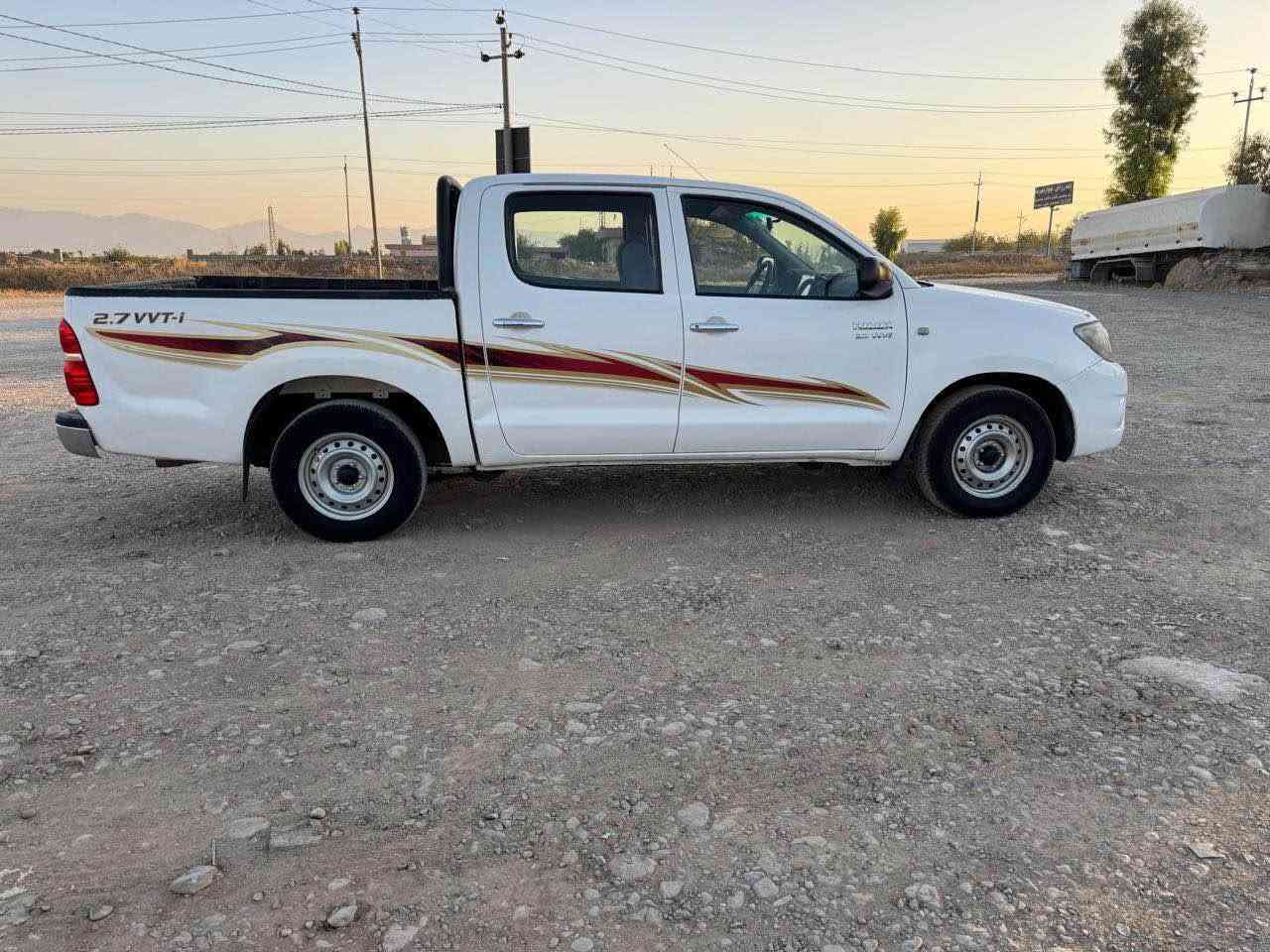 مه رزييه موديل ٢٠١٠ فلاحى پارچه ره ش له سه ر ساغى
سه نه وى تازه يه تاكو ٢٠٣١ هه موگيانى به شه رته
مه كينه ى كراوه ته وه ٣٣٠ هه زار رويشتووه 
بودى بيلاده يه ك په له ى بچوكى بوياغه
سةودا ناكةم تةنها بو فروشتن ئةگةر مشتةرى نى سةرمان مةهيشينه

شوين چوارقورنة      نرخى ١٣٨$ 
***********     ***********
***********     *********** رانية, السليمانية
