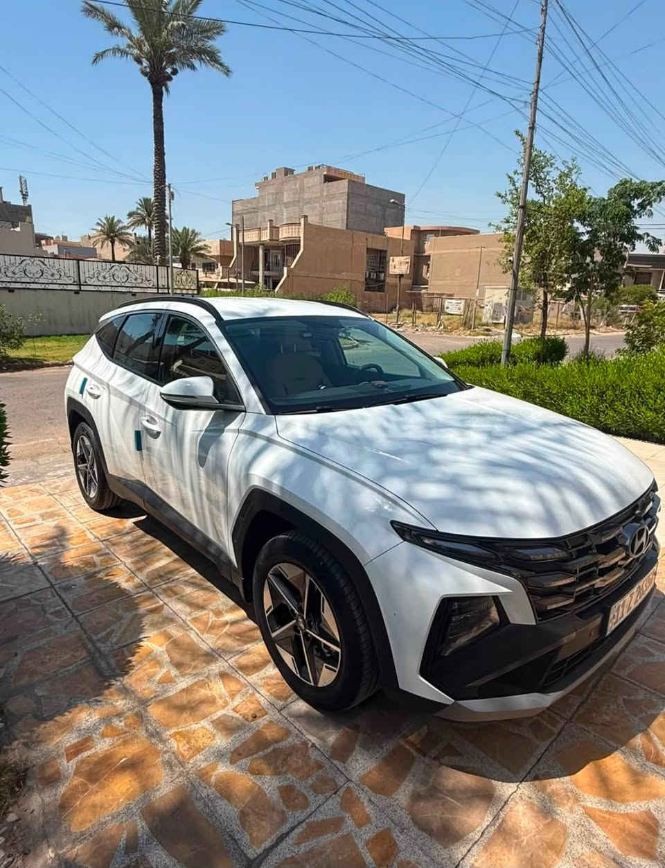 السلام عليكم توسان خليجي
موديل 2025
ماشية 30 الف 
يوجد بيها حالوب 
للتواصل ‭***********‬
مكان بغداد زيونة
