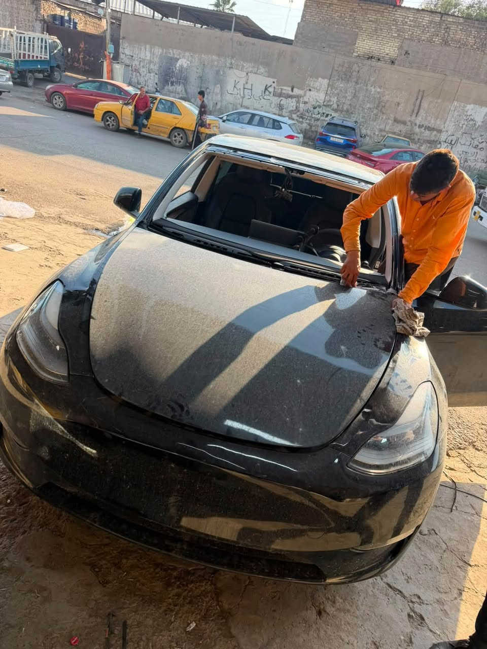 � محلات عبد لتبديل زجاج السيارات الأصلي 🚘
إذا زجاج سيارتك مكسور أو بيه تشققات، إحنا نوفرلك الحل الأمثل وبأفضل جودة 🔥

✔️ زجاج سيارات أصلي لجميع الأنواع

✔️ تركيب احترافي ودقة عالية

✔️ خدمة سريعة وأسعار مناسبة

✔️ ضمان على العمل والجودة

✔️ شد ونقل موقعي داخل بغداد مجاناً 

📍 موقعنا: [بغداد تقاطع الشيخ عبد القادر]

📞 للحجز والاستفسار: [ *********** ]

ثقتكم مصدر فخرنا ❤️

#محلات_عبد #زجاج_السيارات #زجاج_أصلي #تبديل_زجاج #خدمة_سيارا
