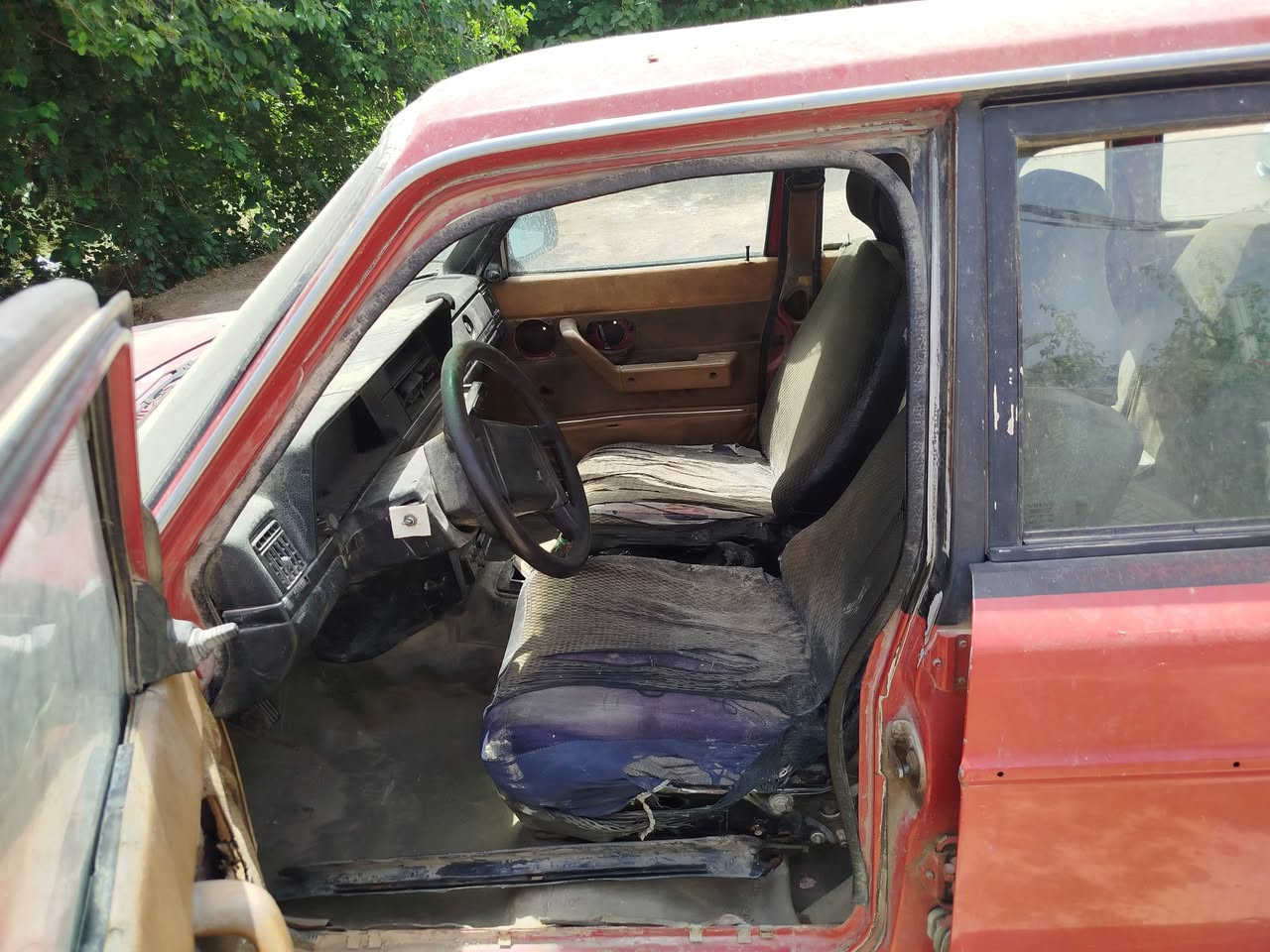 🚗 للبيع فالفو 240 موديل 1988
🔹 كير عادي
🔹 رقم بغداد باسمنا
🔹 السعر: 25 ورقة وقابل للتفاوض
🔹 السيارة حالياً مضروبة جادر ومخليها بباب البيت للمحافظة عليها
🔹 تجي وتشوفها بعينك، والفحص أمامك
🔹 السيارة بالخدمة وجاهزة للمعاينة
📞 للاستفسار والتواصل: ***********
الجاد فقط يتواصل، وأي مكان يعجبك أداورلك عليه.
