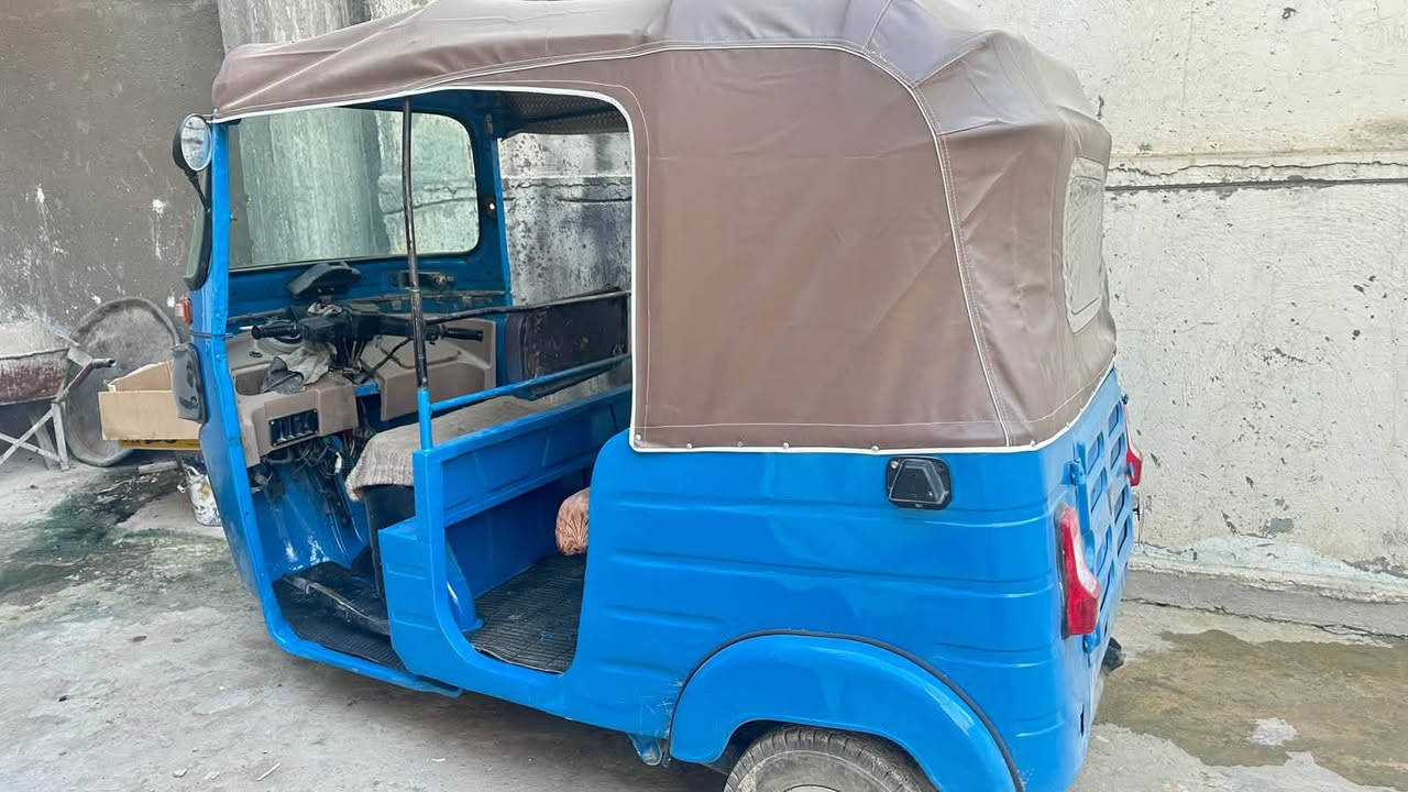 سلام عليكم شباب عندي تكتك مديل 20 رقم وسنويه تكتك تعمير عام وتكتك عارضه البيع الي يحب يتواصل ***********
