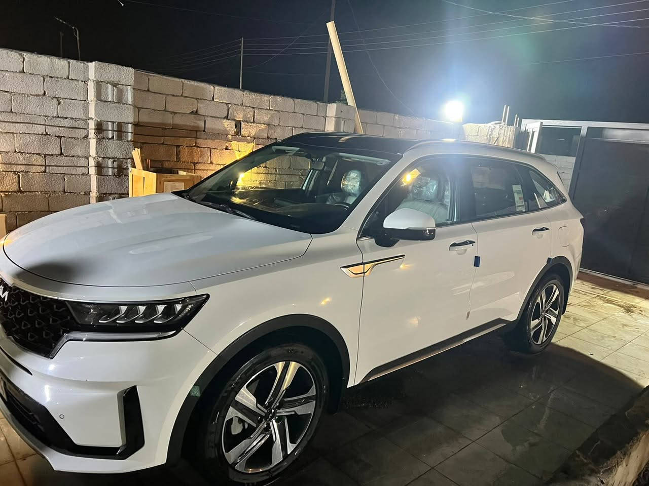 سيارة KN سورنتو
مديل 2022
 
سقف بنرامه 

مقاعد كهرباء تدفئه وتبريد

6 سلندر محرك 3.5

ماشيه 100 الف

رقم اربيل بسمي 

مكفوله من صبغ والبارد

سعر 260 $ مكان ذي قار الشطرةة

***********
