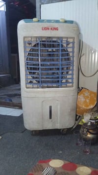 مبرده للبيع السعر 50 للتواصل07891385347