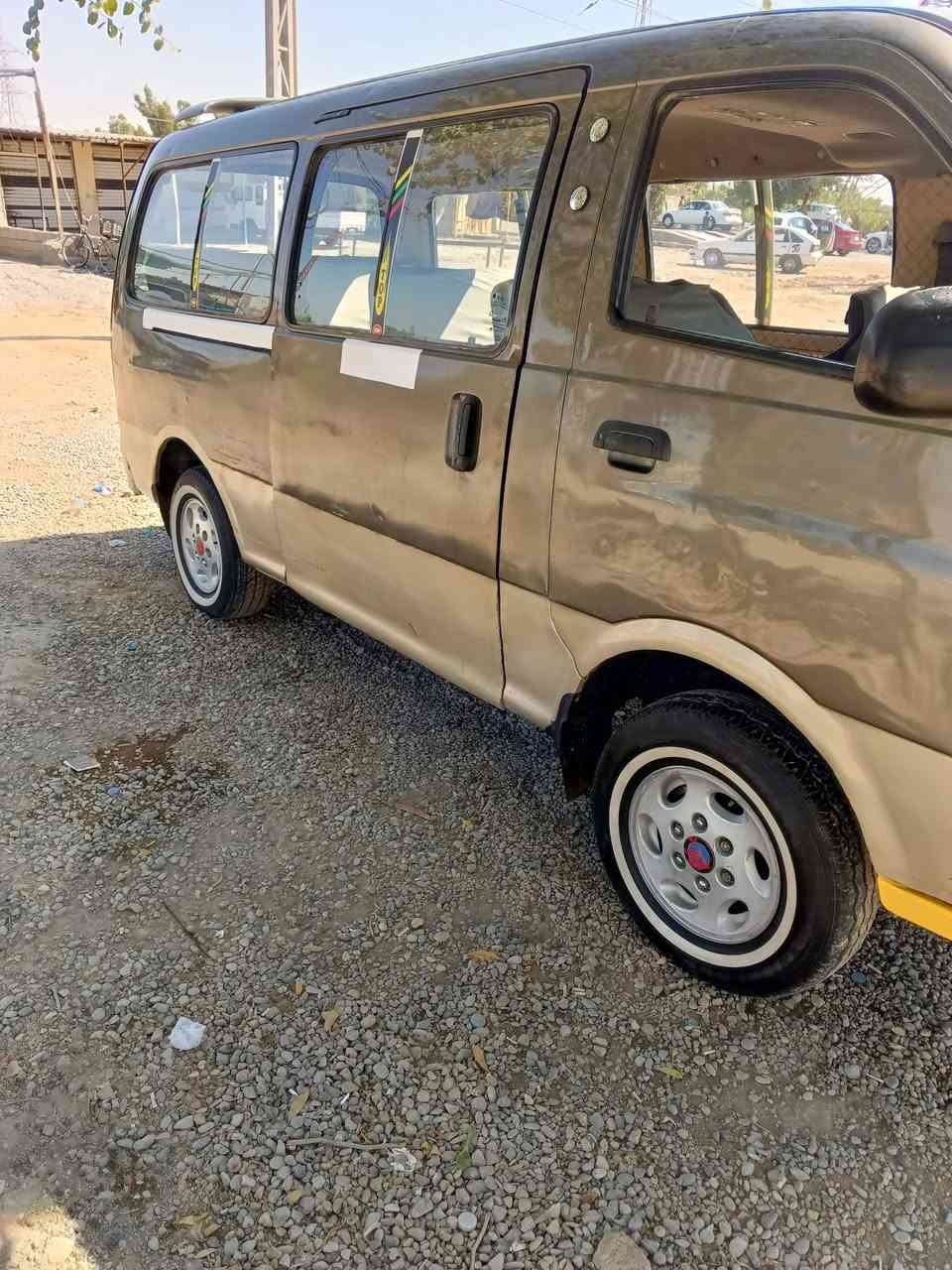 بريجو موديل2001
مكينه 3000 مجفته جديد  صدر جديد
تخم تاير جديد كير اكسل مكفولات
شواصي  صفحت السكن بيه فطر بسيط 
ومضروب باج كهربائيات كوله شغاله 
مصفره هيئه ومرور سياره خير من الله 
سياره معمره  
مكاني ديالى بعقوبه
***********

