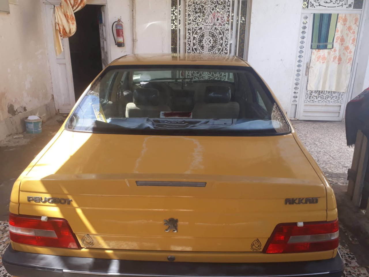 بيجو 405 موديل 2016سياره جديده رقم بغداد مشروع وطني سياره بسمي تجي وشوف بعينك سعر 45 رقم مبايل *********** عنوان العماره حي الحسين
