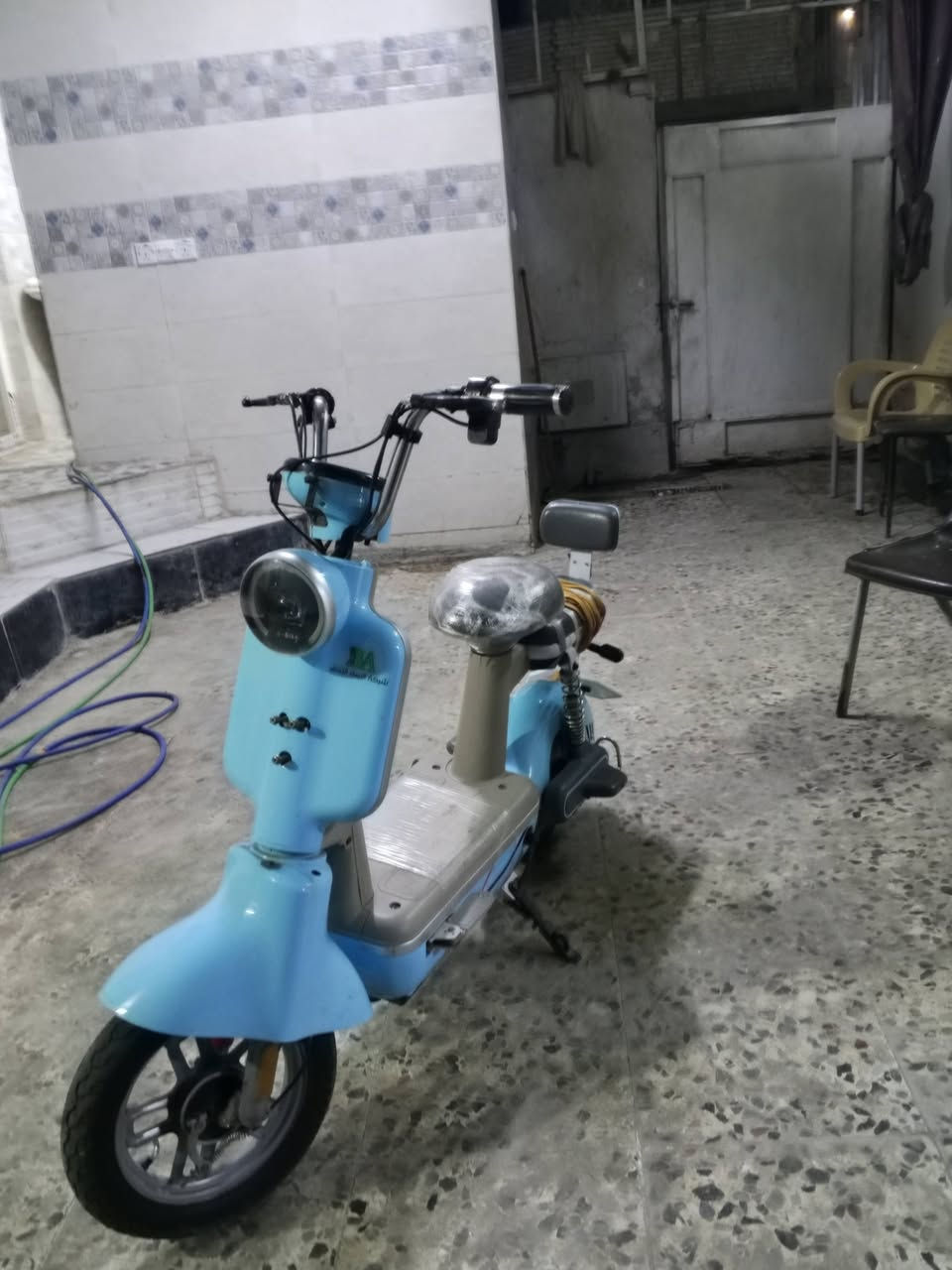 سلام عليكم دراجه للبيع شحن دراجه جديدة بطاريات    جديدتايرات جديد السعر300 وبيها مجال المكان مدينة الصدر تعال خاص وبيك خير وتتلل
