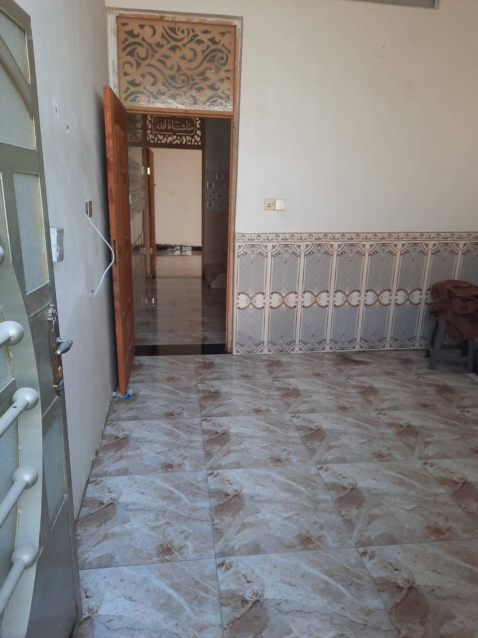 السلام عليكم دار للبيع ٥٠ متر دوانم الشعله زراعي سند ٢٥ شارع ابو الدوش كامل نظيف جاهز للسكن خدمات كامله للإستفسار خاص الاتصال ***********
