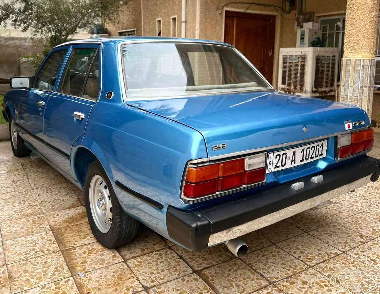 السلام عليكم
تويوتا كرونا للبيع 
لون سمائي مميز 🚙
موديل 1982 ✅
محرك 1800 كابريتر ✅
كير عادي 4 نمر ✅
كير و محرك بلاديات بشرط ✅
صدر بشرط ✅
تبريد شغال ❄️ ✅
سيارة مصبوغة عام للجمالية بدون اي حادث ✅
غرفتها نظيفة جداّ ✅
الكشنات نضاف ✅
تنته و بطاين و كاعده جدد ✅
تيرات نضاف ✅
مسجل بلوتوث و سماعات و دمام بالصندوك ✅
كهربائياتها كلها شغاله ✅
السياره وياها سويچين مال شركة 🔑 ✅
السياره رقم ديالى مميز و رقم انكليزي و السنويه لحد 31 و هزه جديده و بسمي و تحويل ثاني يوم ✅
السعر 40 ورقة و بيها مجال جداً قليل حك الجية 
مكاني ديالى / بعقوبة
 الشراي يتصل على الرقم ***********
اقره المنشور زين قبل لا تتصل
