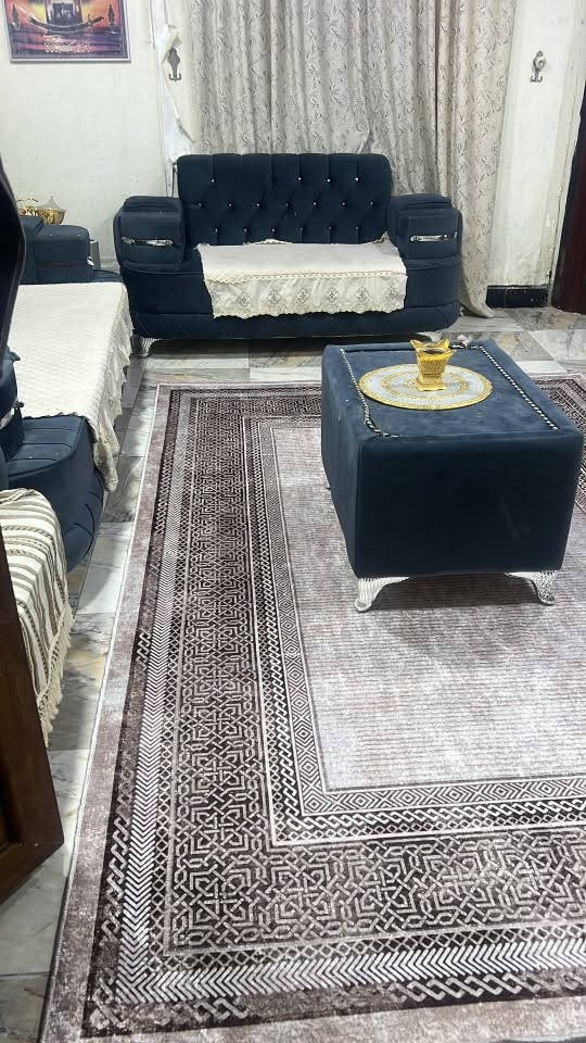 السلام عليكم تخم تفصال مشتغلي مليون و 400 الله شاهد نهايته 650 الاتصال ***********المعقل. ثقيل جدا شغل درجه أولى
