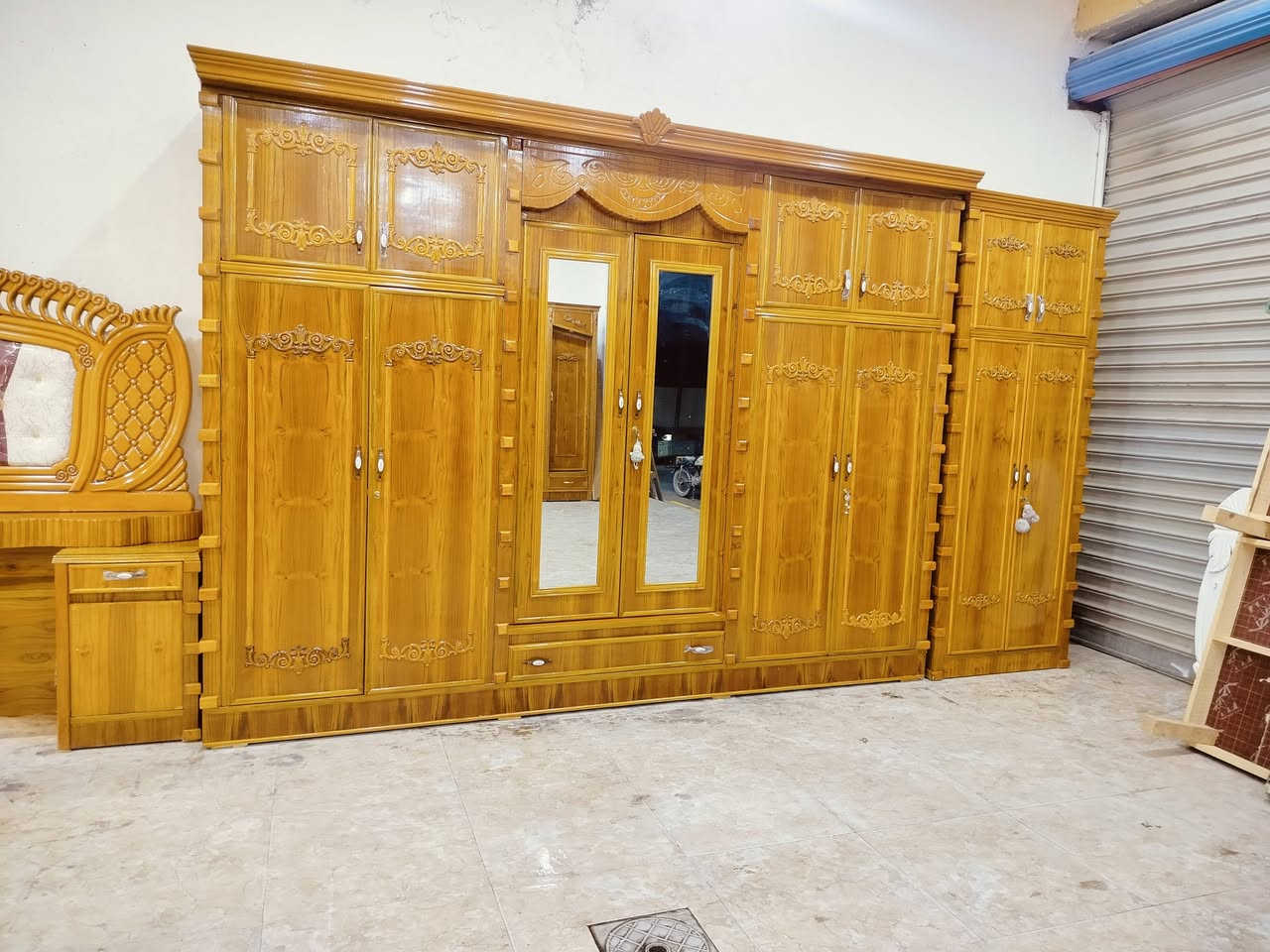 السلام عليكم غرفه مستخدمه عنوان واسط العزيزيه شارع التربيه يوجد واتساب معرض حنوش مدينه***********  الطابوقه
