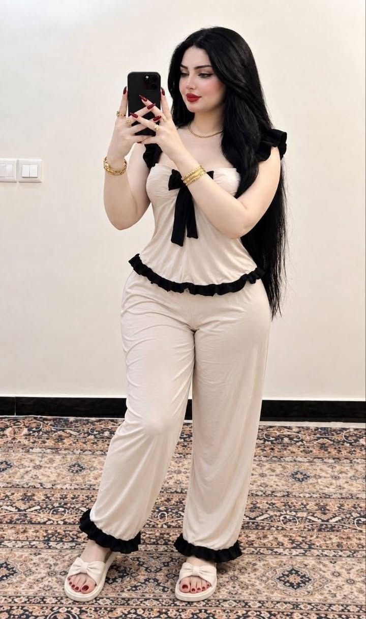 ✨ 💃💃💃 تراك نسائي بناتي   قطعتين — قمة الأناقة والراحة 😍 لوك ناعم وعصري بفصال أنيق يضيف لمسة أنوثة جذابة بكل تفاصيله 💕

🔹 نوع القماش:
قطن جيرسي مطاطي تركي اصلي   + 
 ليكرا مطاط، مريح، وخفيف على الجسم
✨فصال مرتب وجودة عالية عالفحص✔️
سعر قطعة، 20الف مع توصيل 
لحجز واستفسار واتساب ***********
