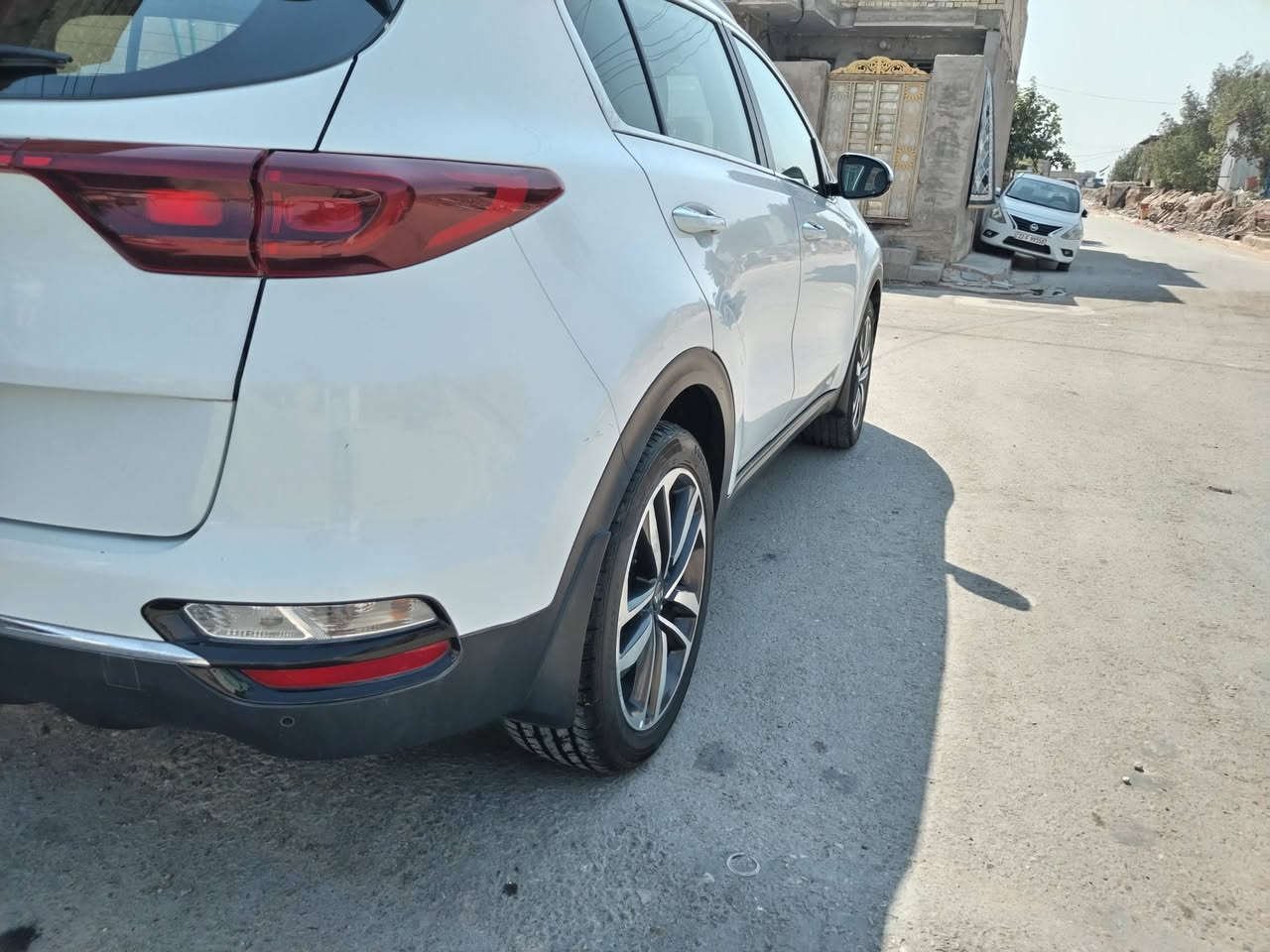سلام عليكم  سبورتج مديل 2020مكفوله كفاله عامه رقم بغداد بسمي ماشيه 99الف *********** السعر 180بيه مجال شي بصيط
