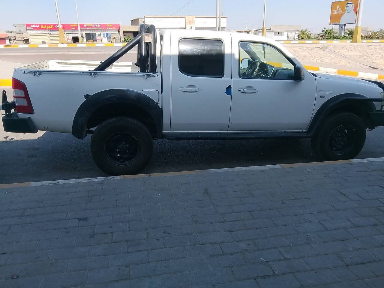 سلام عليكم بيكم فورت البيع مال مزاد 2008 سعر 65 العنوان رمادي رقم الهاتف ***********
