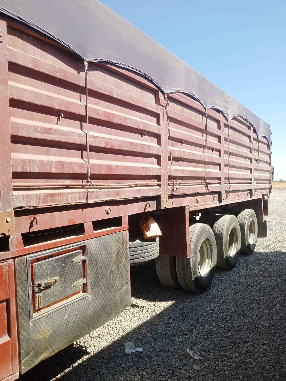 ياالله للبيع مكفولة كفاله عامه بسمي شرط التحويل بدن ثابت ذو جوانب متحركه محرك 35 گير 160اكسل جي اف عربانه شاصي ألماني ***********
