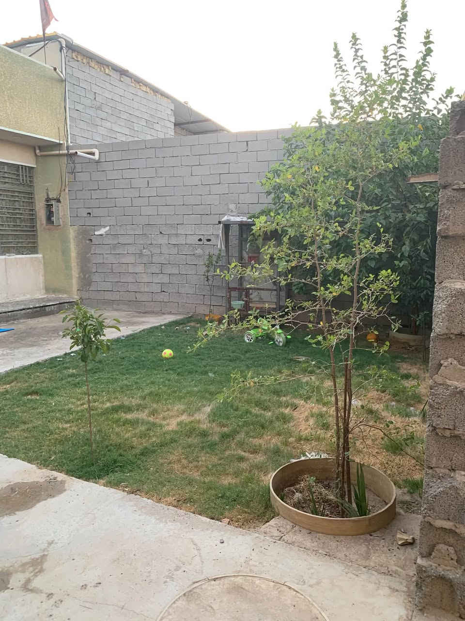 بيت للبيع مساحه 250متره بحي سلام من جهه القناه مدخل ثاني نوع للعقار بناء بلوك سعره على ***********
